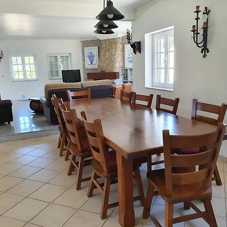 Com Piscinas - Quintinha Do *