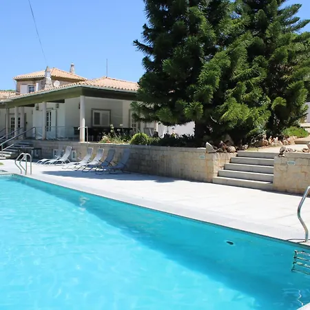 Com Piscinas - Quintinha Do 奎特里拉