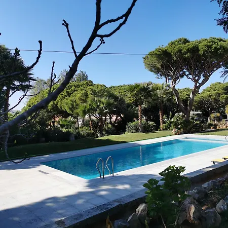 Villa Com Piscinas - Quintinha Do Quarteira