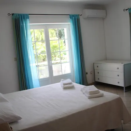 Com Piscinas - Quintinha Do * Quarteira