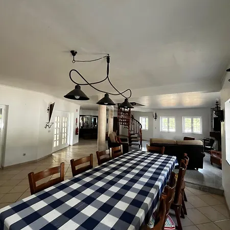 Villa Com Piscinas - Quintinha Do Quarteira