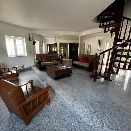 Villa Com Piscinas - Quintinha Do